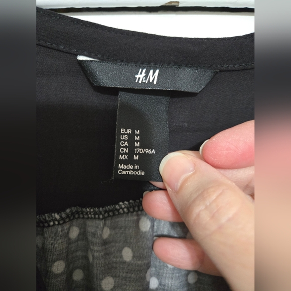 H&M Women's M Polka Dot Blouse - Picture 5 of 12